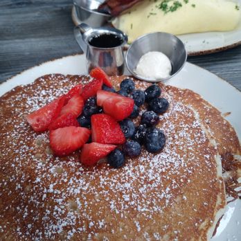 Cafe Vida - Omelet and pancake's - Breakfast & Brunch Near Me - Culver City, California Cafe Vida - Omelet and pancake's - Breakfast & Brunch Near Me - Culver City, California