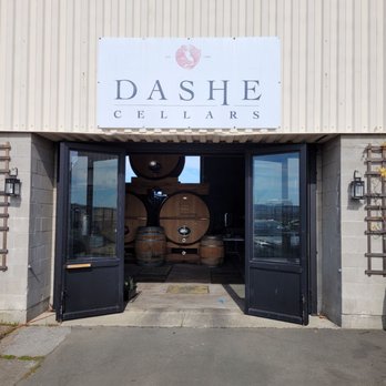Dashe Cellars - Entrance. - Wine Bars Near Me - Alameda, California