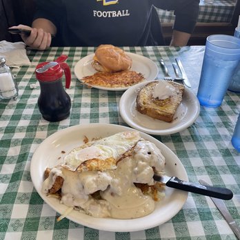 Lisa's Radial Cafe - Breakfast & Brunch Near Me - Omaha, Nebraska Lisa's Radial Cafe - Breakfast & Brunch Near Me - Omaha, Nebraska