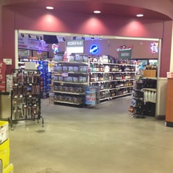 Pick'n Save Mega-Food-Center - Liquor.
