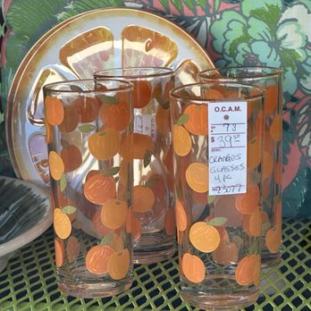 Orange Circle Antique Mall - Cute glasses. - Antiques Near Me - Orange, California