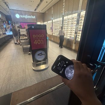 Sunglass Hut - Time - Sunglasses Near Me - Commerce, California Sunglass Hut - Time - Sunglasses Near Me - Commerce, California