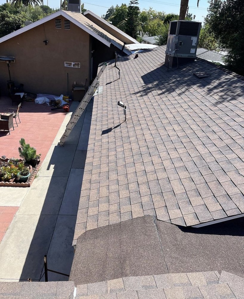 Slide of 701 Roofing