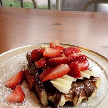 Zinneken's - Harvard Square - Delicious waffles and smoothies! Perfect for a breakfast date! - Belgian Near Me - Cambridge, Massachusetts Zinneken's - Harvard Square - Delicious waffles and smoothies! Perfect for a breakfast date! - Belgian Near Me - Cambridge, Massachusetts