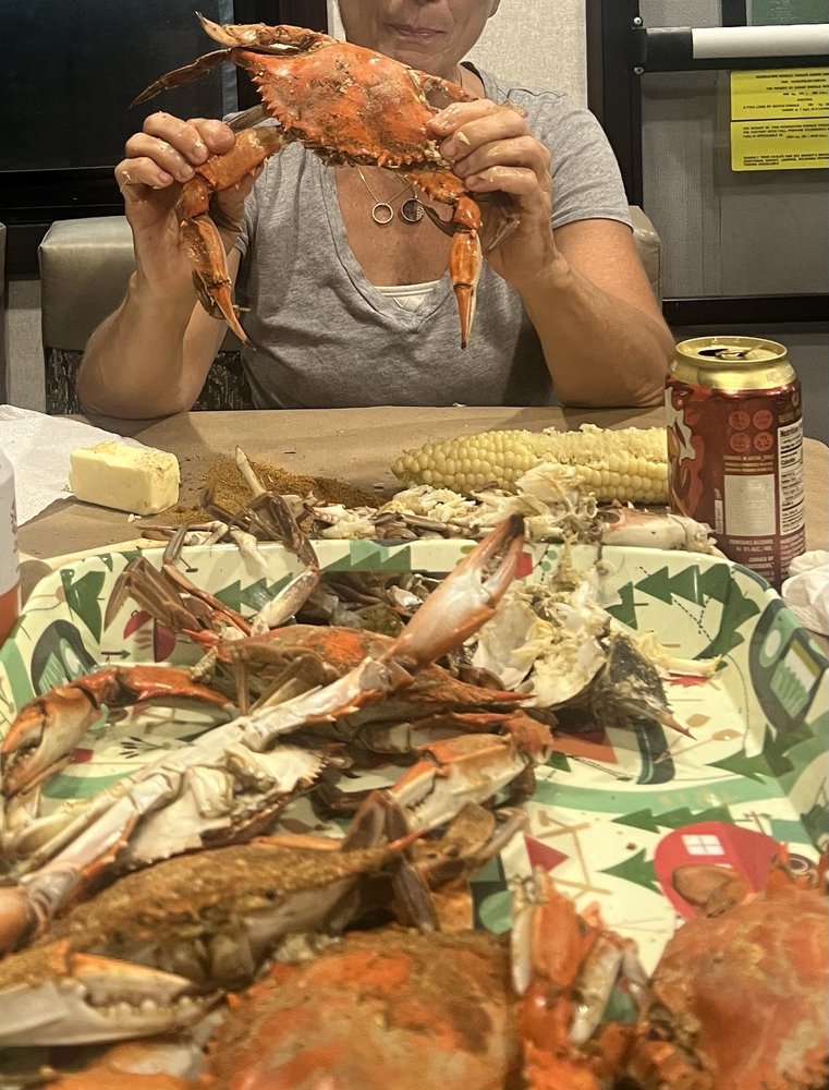 Tuckahoe Seafood Logo