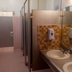 Superpumper #47 - Restroom
