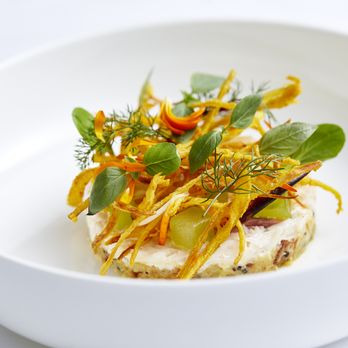 The Lanesborough Grill - Coronation crab salad - British Near Me - London, XGL The Lanesborough Grill - Coronation crab salad - British Near Me - London, XGL