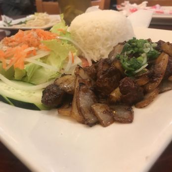 Pho Daily - Diced Garlic Filet Mignon Steak with Rice - Vietnamese Near Me - Gardena, California