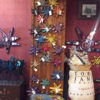 Tobin James Cellars - More Tobin James decor - Wineries Near Me - Paso Robles, California Tobin James Cellars - More Tobin James decor - Wineries Near Me - Paso Robles, California
