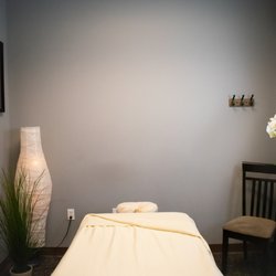 Sports Performance Physical Therapy - Enjoy massage in a relaxing, private room to loosen those aches and pains