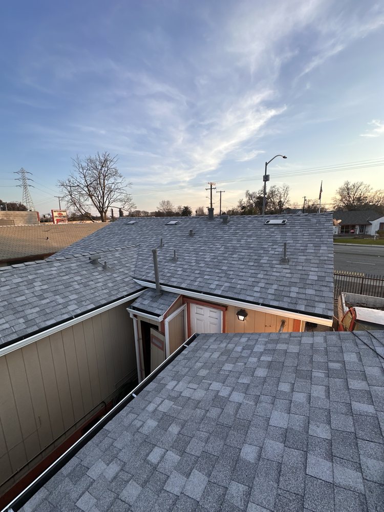 Slide of Reliable Roofing Loomis