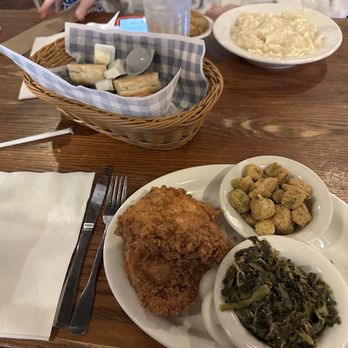 Cracker Barrel Old Country Store - Chicken, fried okra and greens - American Near Me - Owensboro, Kentucky