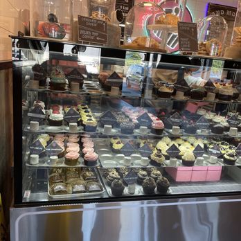 Designer Desserts - Cupcakes Near Me - Schererville, Indiana Designer Desserts - Cupcakes Near Me - Schererville, Indiana