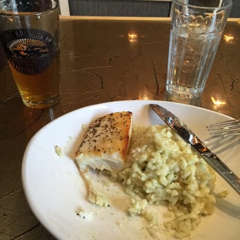 Aurora Bar and Grill - New American Near Me - Girdwood, Alaska