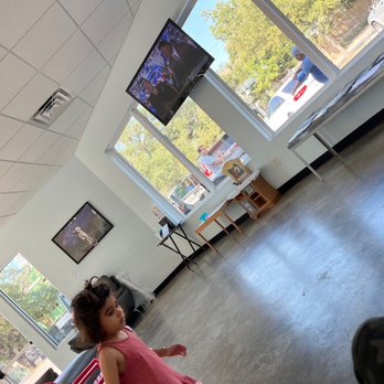 Soap Hand Car Wash - Very clean indoor area playing college football on Saturday! Staff super friendly. - Car Wash Near Me - Houston, Texas Soap Hand Car Wash - Very clean indoor area playing college football on Saturday! Staff super friendly. - Car Wash Near Me - Houston, Texas
