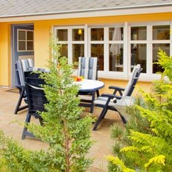 Ferienwohnungen direkt am Strand - Ferienwohnung Carolin/Sarah EG Terrasse