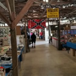 Chiefland Farmers Flea Market