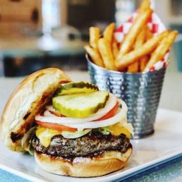 Classic Cheeseburger
