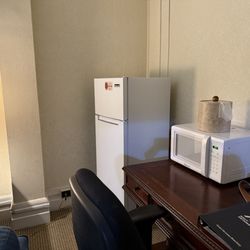 Navy Gateway Inn & Suites