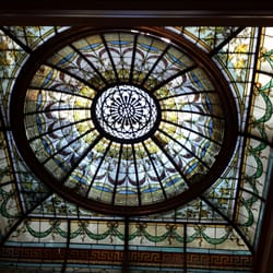 Bibliothèque Maisonneuve - Vitraille au plafond