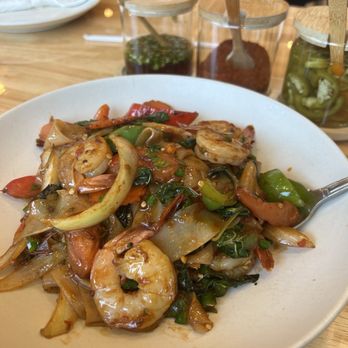 Ari's Thai Eatery - Drunken noodles - Thai Near Me - Azusa, California