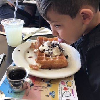 Bea Bea's - Coffee & Tea Near Me - Burbank, California Bea Bea's - Coffee & Tea Near Me - Burbank, California