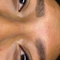 Johné Beauty Bar - Eyebrow lamination and eyelash lift