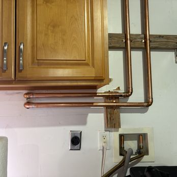 Lucky Rooter & Plumbing - Garage - Plumbing Near Me