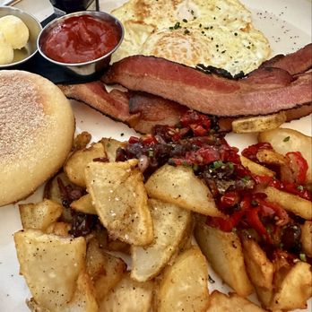 Craft House At Corque - Home style breakfast - New American Near Me - Solvang, California