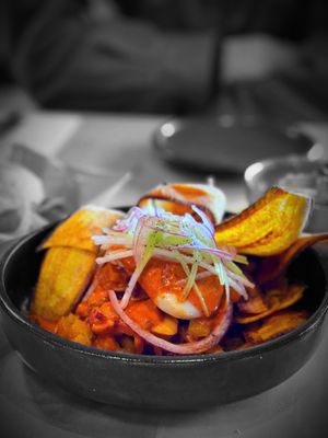 LV Mar Tapas & Cocktails by null