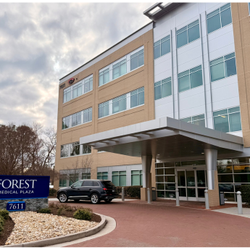 Virginia Physicians for Women - Circular drive and front entrance to the building of VPFW's Henrico Doctors' office at the Forest Medical Plaza, 7611 Forest Avenue, Ste 200