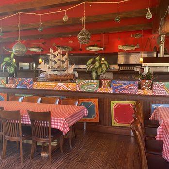 Capurro's - Photo 4: Interior - Seafood Near Me - San Francisco, California
