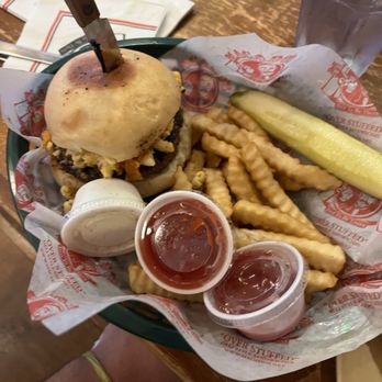 Macado's - Mac and cheese burger - Chicken Wings Near Me - Blacksburg, Virginia