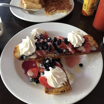Rialto Cafe - Breakfast & Brunch Near Me - Fullerton, California Rialto Cafe - Breakfast & Brunch Near Me - Fullerton, California