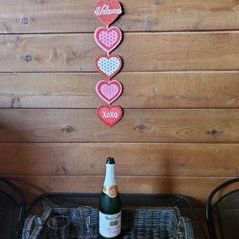 River Oaks Hot Springs Spa - Chocolate Lover's Package ~ sparkling cider & chocolate chip cookies with decorations adorn in the room. - Day Spas Near Me - Paso Robles, California River Oaks Hot Springs Spa - Chocolate Lover's Package ~ sparkling cider & chocolate chip cookies with decorations adorn in the room. - Day Spas Near Me - Paso Robles, California