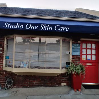 Studio One Skin Care - The front of the studio - Skin Care Near Me - Glendale, California Studio One Skin Care - The front of the studio - Skin Care Near Me - Glendale, California