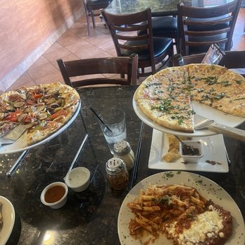 Pizza A Metro - Supreme and Margarita Pizza. Chicken Parm. Wings. And the complementary appetizer. Yum!! - Italian Near Me - Phoenix, Arizona Pizza A Metro - Supreme and Margarita Pizza. Chicken Parm. Wings. And the complementary appetizer. Yum!! - Italian Near Me - Phoenix, Arizona