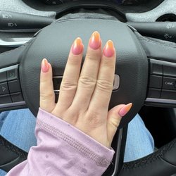 Powder dip manicure with ombré and chrome