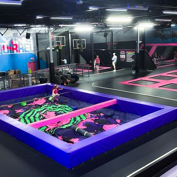 Flying Squirrel - Trampoline Parks Near Me - Weston, Florida