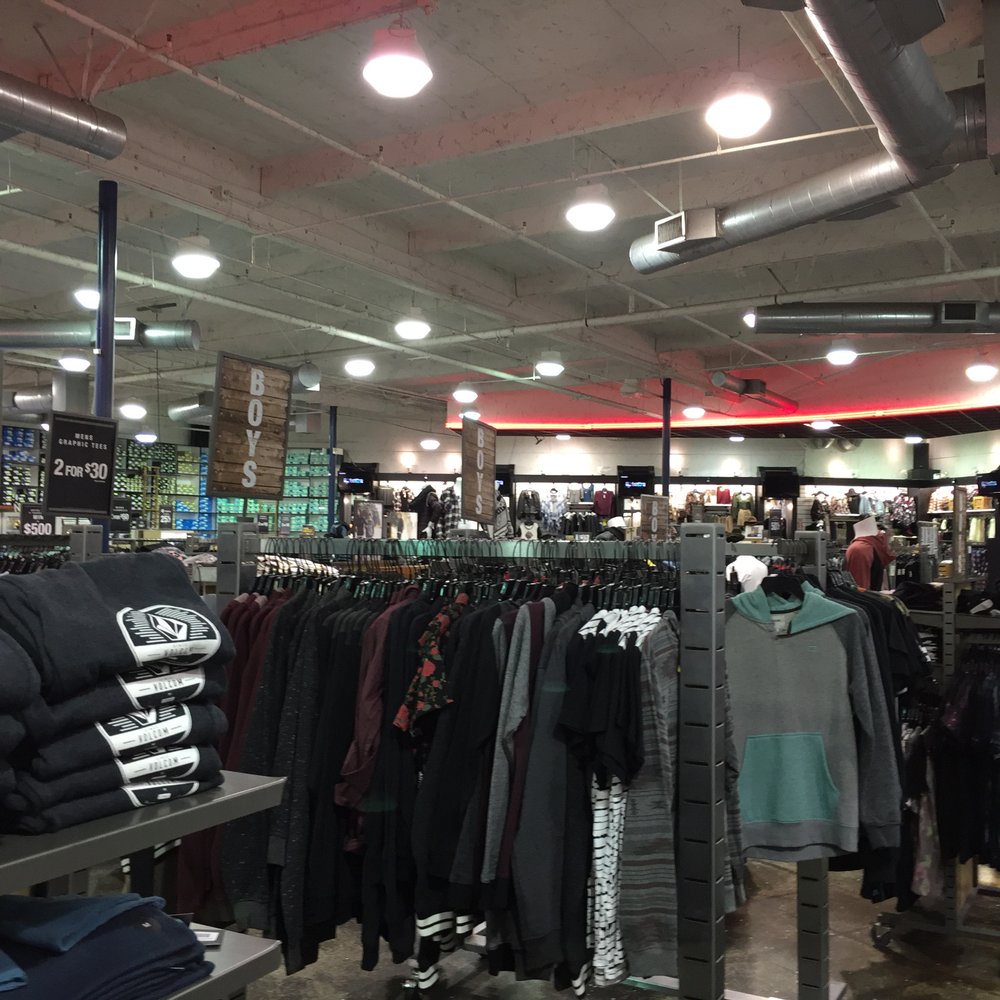 Tillys - Men's Clothing Near Me - Anaheim, California Tillys - Men's Clothing Near Me - Anaheim, California