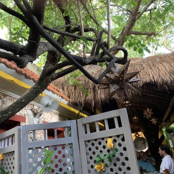 Guido's - This is the "outdoor" dining area - Italian Near Me - Quintana Roo, ROO Guido's - This is the "outdoor" dining area - Italian Near Me - Quintana Roo, ROO