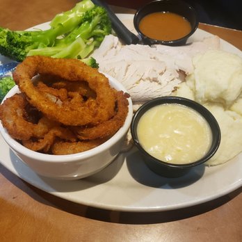 Chompie's - Turkey Dinner with Onion Rings - Delis Near Me - Scottsdale, Arizona