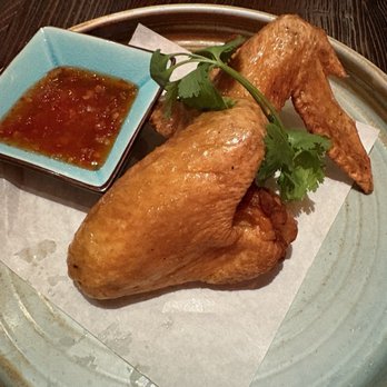Turtle Tower - Happy hour (late night) chicken wings - Vietnamese Near Me - San Francisco, California Turtle Tower - Happy hour (late night) chicken wings - Vietnamese Near Me - San Francisco, California