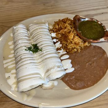 Casa Jacaranda - Cocina Mexicana Mansfield TX - Chicken enchiladas with white queso $13 - Mexican Near Me - Mansfield, Texas Casa Jacaranda - Cocina Mexicana Mansfield TX - Chicken enchiladas with white queso $13 - Mexican Near Me - Mansfield, Texas