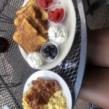 Werner's - French Toast Dream - Breakfast & Brunch Near Me - Baltimore, Maryland Werner's - French Toast Dream - Breakfast & Brunch Near Me - Baltimore, Maryland