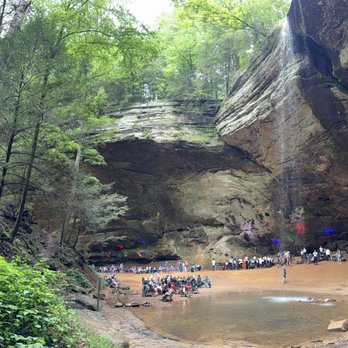 Ash Cave Waterfall - Parks Near Me - Creola, Ohio