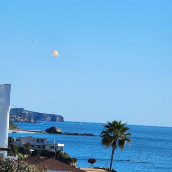 The Rooftop Lounge - View - Lounges Near Me - Laguna Beach, California