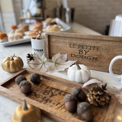 Dough - Astoria - Decor
