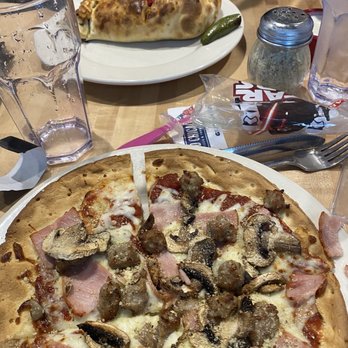 Old Chicago - The Classic Pizza With cauliflower crust - Pizza Near Me - Kansas City, Missouri Old Chicago - The Classic Pizza With cauliflower crust - Pizza Near Me - Kansas City, Missouri