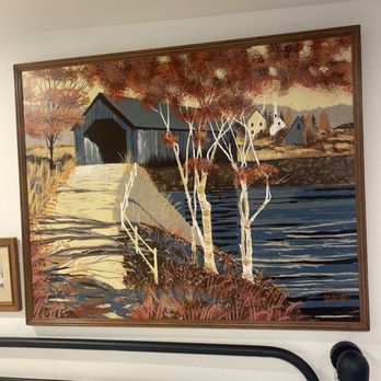 The Commercial Hotel - Bedroom art - Hotels Near Me - Cotter, Arkansas